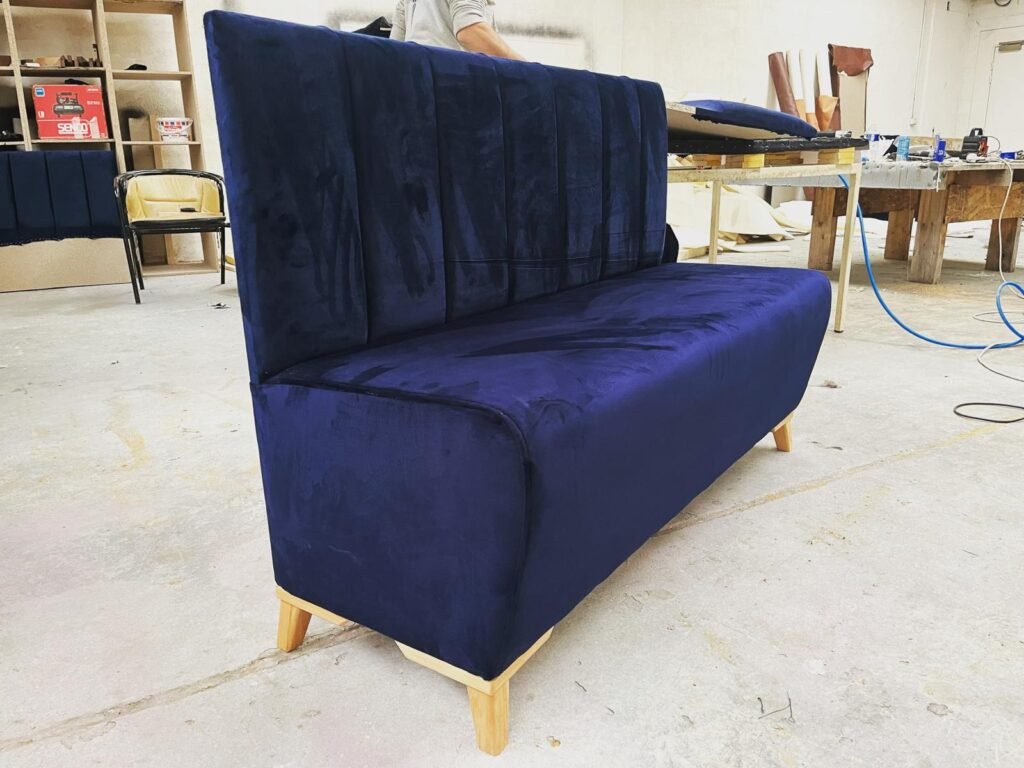 Banquette Lidia – Banquette professionnelle tapissée sur mesure